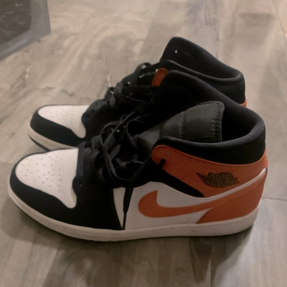 Jordan 1 Mid Shattered Backboard 2019 main image 5